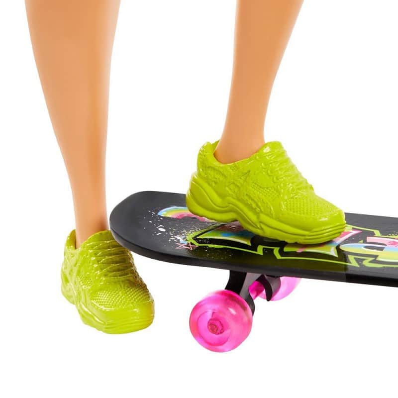 Barbie Extra Blue Curly Hair With Skateboard